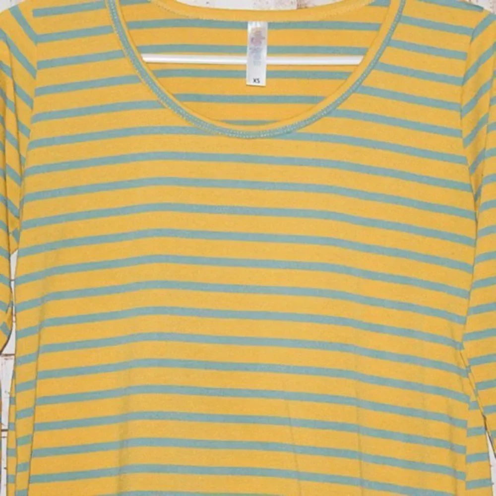 Lularoe Long Sleeve Striped Top Size Xsmall - Picture 3 of 6
